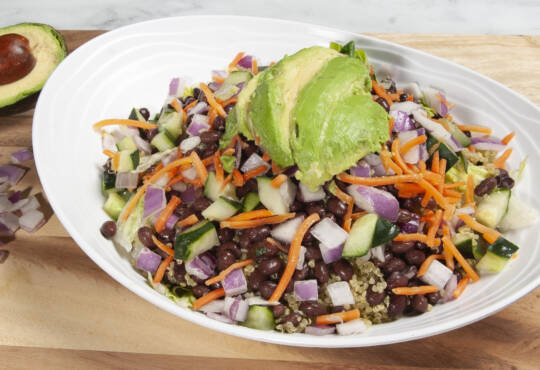 Chop5 salads and bowls has the best food in Columbus like Quinoa veggie bowl